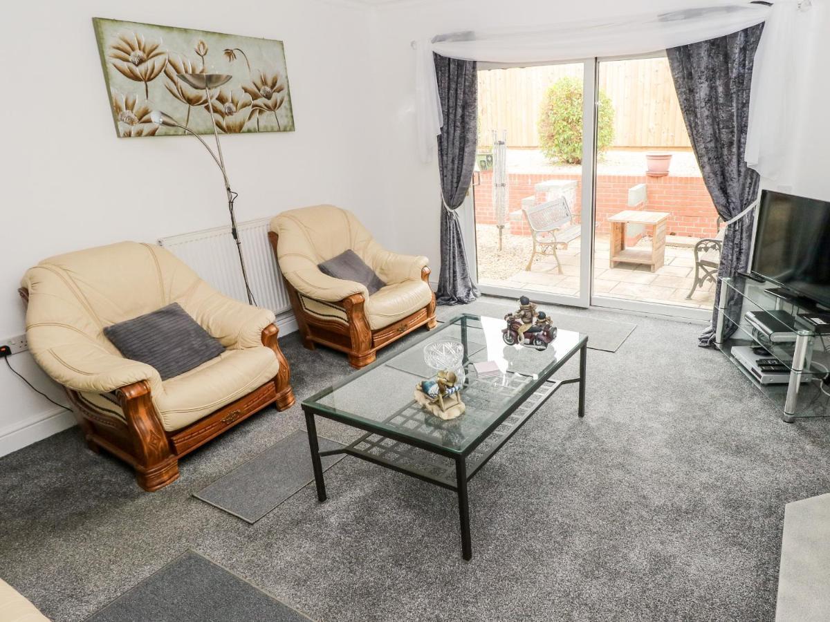 23 Charles Thomas Avenue Villa Pembroke Dock Eksteriør billede